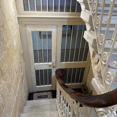 79a Apartment